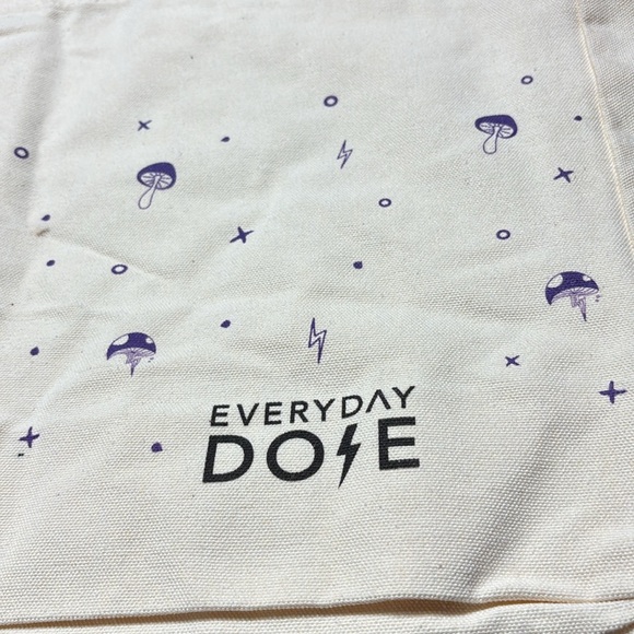 Everyday dose mushroom coffee canvas tote bag cream purple mushroom lightning - Picture 2 of 4